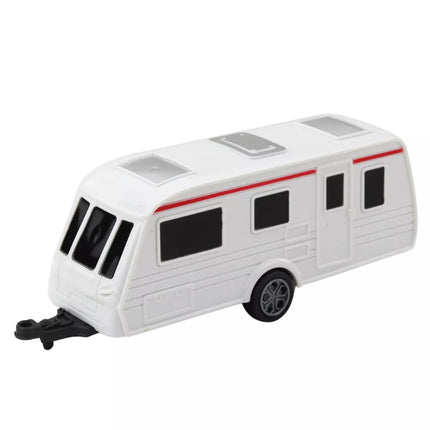 Metalinio automobilio su raudonos spalvos kemperio priekaba rinkinys