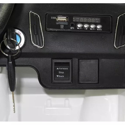 Ford Focus RS Yellow - elektrinis vaikiškas automobilis