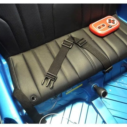 Naujas BMW X6M raudonos spalvos – elektrinis važiavimo automobilis