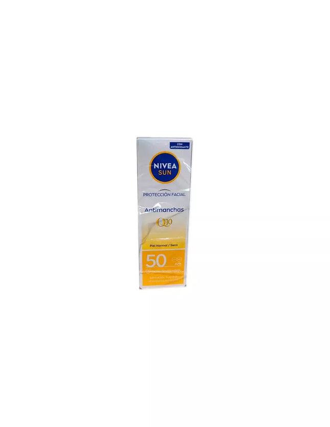 Nivea Sun Veido apsauginis kremas nuo blizgesio, vidutinis atspalvis, SPF50, 50ml