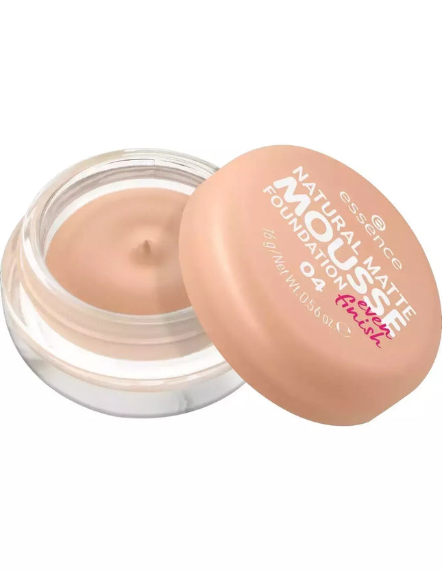 Essence Cosmetics Natūralus matinio pagrindo "Mousse" 04 16g