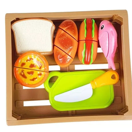 Dešrainių rinkinys ingredientams pjaustyti krepšelyje