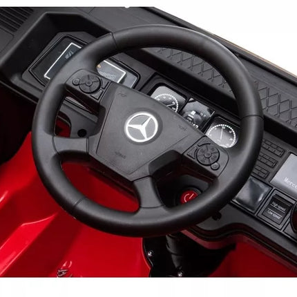 Elektromobilis Mercedes Actros, raudonas