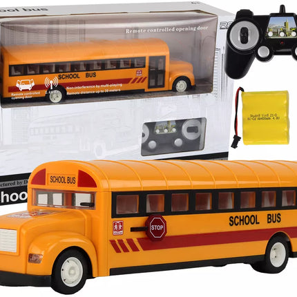 Geltonas nuotoliniu būdu valdomas R/C mokyklinis autobusas su atidaromomis durimis