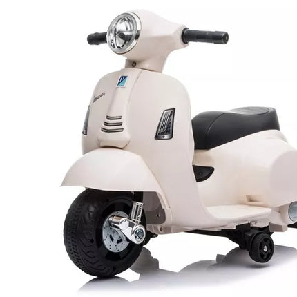 Baltas elektrinis paspirtukas Vespa GTS 300 Mini