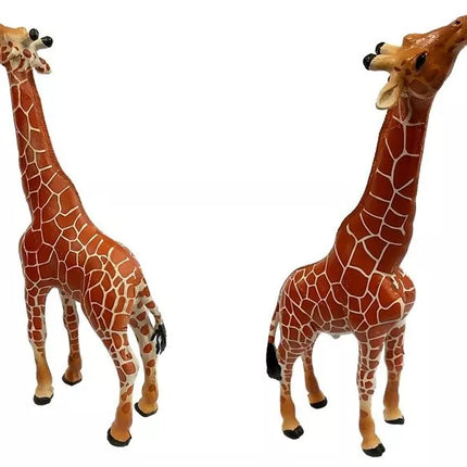 Žirafų figūrėlės, edukacinis rinkinys šeimai, 3 vnt. + Afrikos fonas