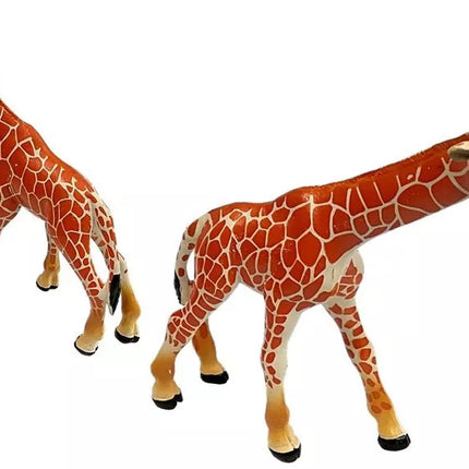 Žirafų figūrėlės, edukacinis rinkinys šeimai, 3 vnt. + Afrikos fonas