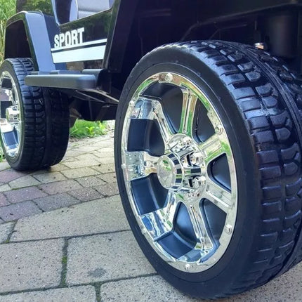 Važiuojamas automobilis S2388 Jeep Black 4x45W