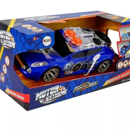 Sportinis automobilis su DJ, stogo garsiakalbiais, muzika, šviesomis