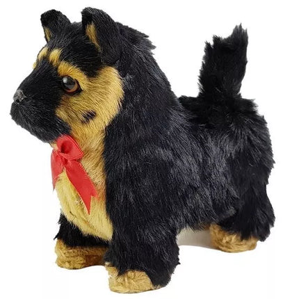 Interaktyvus vokiečių aviganis juda, loja.