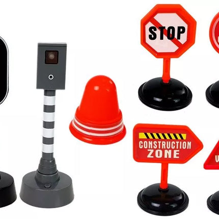 Gaisrinės tarnybos kelio ženklai Šviesoforai Frikcinė pavara Garso ir šviesos efektai