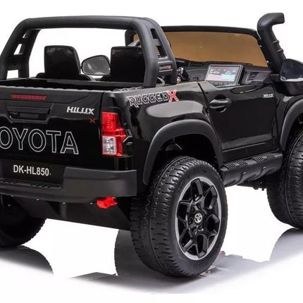 Elektromobilis Toyota Hilux, juodos spalvos