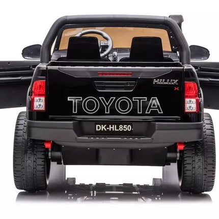 Elektromobilis Toyota Hilux, juodos spalvos