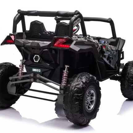 Keturratis bagis UTV-MX, dažytas kamufliažo spalvomis