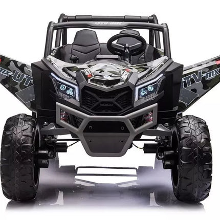 Keturratis bagis UTV-MX, dažytas kamufliažo spalvomis