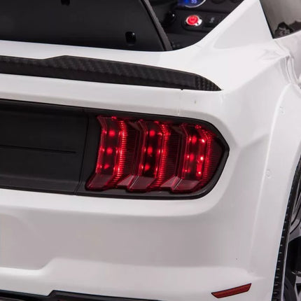 Automobilis su akumuliatoriumi Ford Mustang GT Drift SX2038, baltas