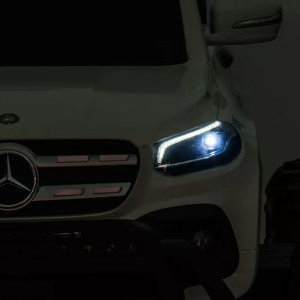 Automobilis su baterijomis Mercedes DK-MT950 4x4, baltas