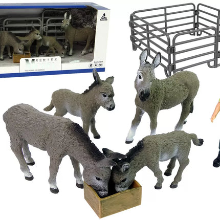 Keturių asilų ūkininko tvoros figūrėlių rinkinys pilkas