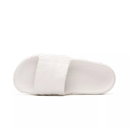 „Adidas Adilette 22 Crystal White“ moteriškos/vyriškos šlepetės su patogiu profiliuotu padu (HQ4672)