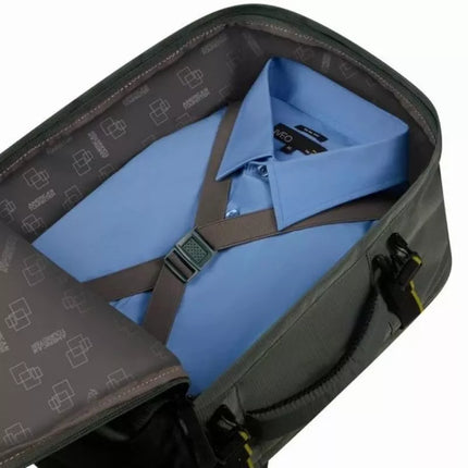 American Tourister Take2Cabin MS rankinė kuprinė skrydžiams su „Wizz Air“ – tamsiai žalia