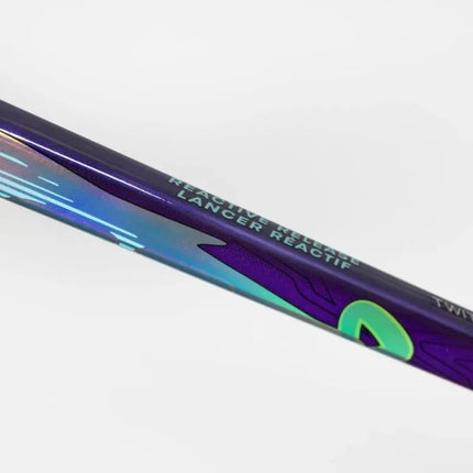 Bauer Vapor Flylite RE suaugusiųjų kompozitinė ledo ritulio lazda