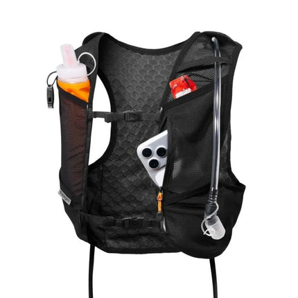 Bėgimo liemenė Spigen A721 Dynamic Shield ML su 500 ml minkštu gertuvės buteliuku – juoda