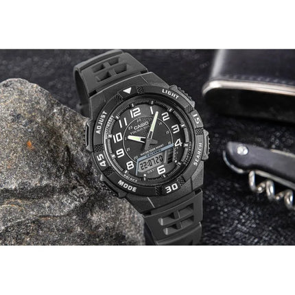 CASIO AQ-S800W-1BVEF saulės energija maitinamas laikrodis + dėžutė