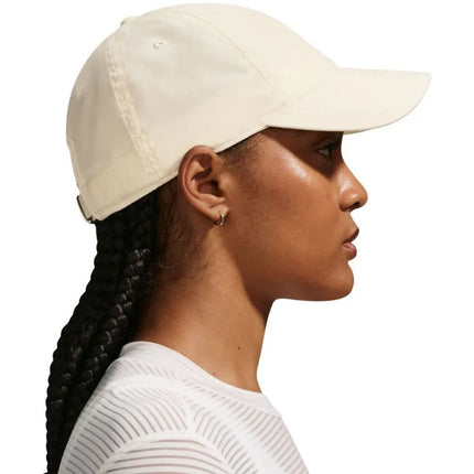 Kepurė Nike Dri-FIT Club, kreminė, FB5372 115