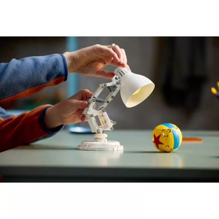 LEGO Ideas 21357 Disney Pixar Luxo Jr.