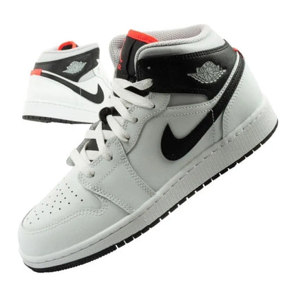 Madingi moteriški Nike Air Jordan 1 aukštakulniai sportiniai bateliai, balti su juoda