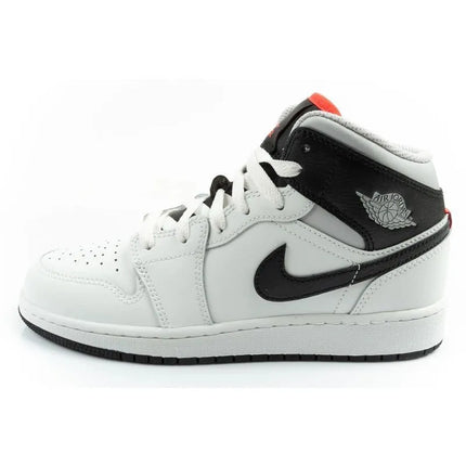 Madingi moteriški Nike Air Jordan 1 aukštakulniai sportiniai bateliai, balti su juoda