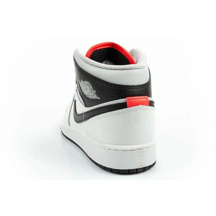 Madingi moteriški Nike Air Jordan 1 aukštakulniai sportiniai bateliai, balti su juoda