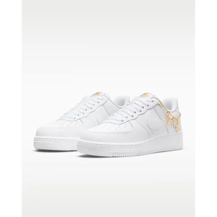Moteriški NIKE AIR FORCE 1 '07 LX bateliai (DD1525-100)