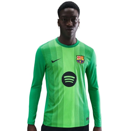 „Nike FC Barcelona“ 2025/26 m. stadiono vartininko marškinėliai vyrams, žali, HQ0477 311