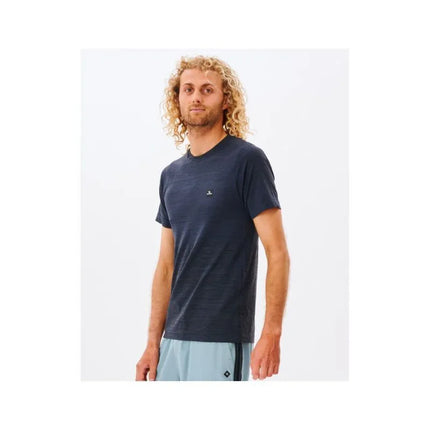 RIP CURL Vaporcool besiūliais marškinėliai, juodi