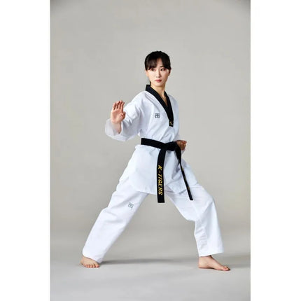 Taekwondo apranga (dobok) MTX 2 juoda – patvirtinta Pasaulio taekwondo federacijos (WT) | MOOTO