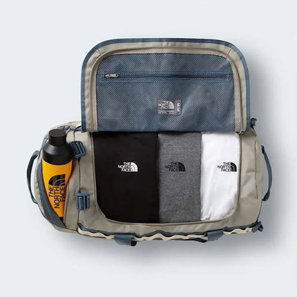 The North Face OS sportinis krepšys 71L, nailonas, poliesteris, pilkas
