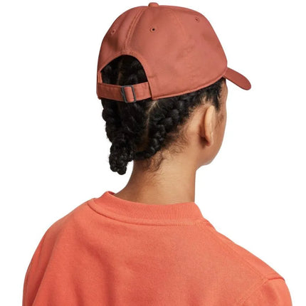 Vaikiška kepurė Nike Club Orange FB5063 209
