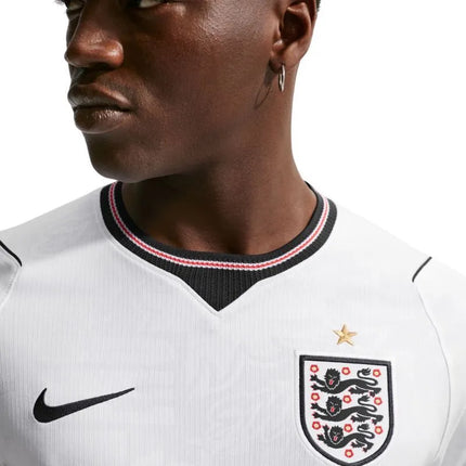 Vyriški futbolo marškinėliai Nike England 2026 Stadium Home, balti, IB5290 100