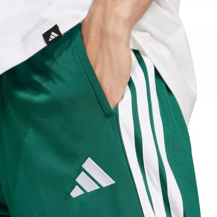 Vyriškos adidas 3 juostelių trikotažo kelnės, klasikinio kirpimo, su atvirais kraštais, žalios JI8806