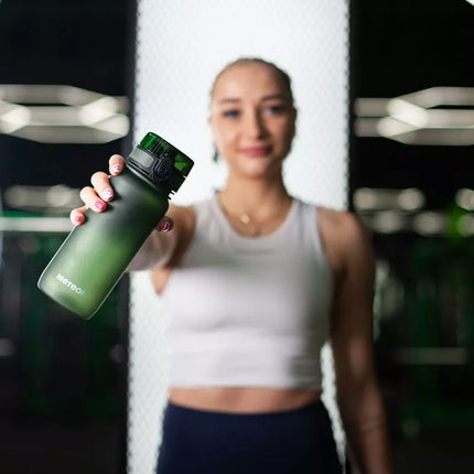 Meteor 500 ml sportinis butelis tamsiai žalias
