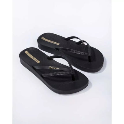 Ipanema moteriškos šlepetės Bossa Soft V, juodos, patogios, madingos