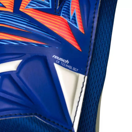 Reusch Attrakt Starter Solid Junior goalkeeper gloves blue 5672514 4126