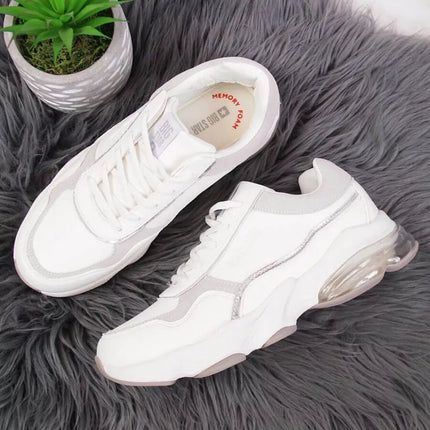 Dideli Star W II274178 balti batai