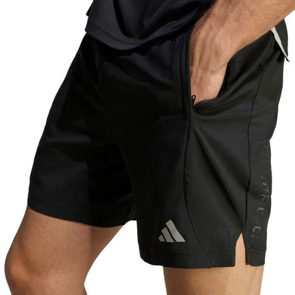 Vyriški „adidas Tech Apparel“ šortai, juodi, JM8132