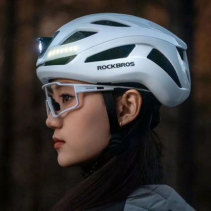 Rockbros ZK-077 Bicycle Helmet with Integrated Multi-Directional Lighting 57-61 cm - White