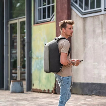 XD DESIGN KUPRINĖ PRIEŠ VAGYSTĘ BOBBY HERO REGULAR BLACK P/N: P705.291