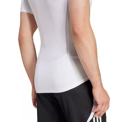 Vyriški adidas Techfit marškinėliai trumpomis rankovėmis balti JP4675