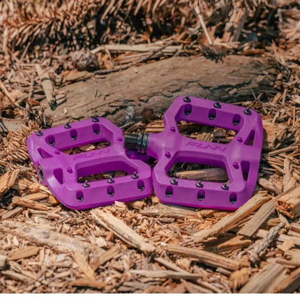 FUNN TAIPAN S violetiniai pedalai