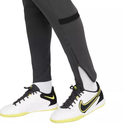 Nike Dri-FIT Academy W Kelnės CV2665-060